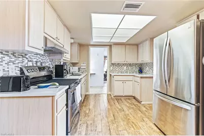 5549 Boynton Ln, Fort Myers, FL 33919 - Photo 7