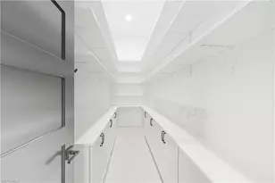 3219 White Blvd, Naples, FL 34117 - Photo 19