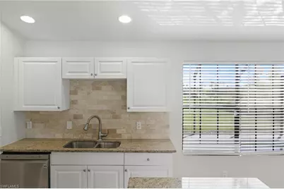 912 Lincoln Ave, Lehigh Acres, FL 33972 - Photo 11