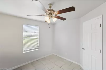 912 Lincoln Ave, Lehigh Acres, FL 33972 - Photo 35