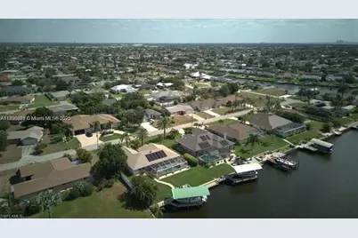 915 SE 20th St, Cape Coral, FL 33990 - Photo 21