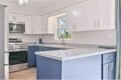 2868 Sanibel Blvd, Saint James City, FL 33956 - Photo 21