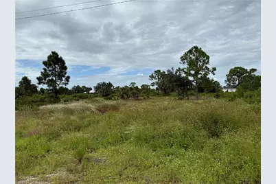 3604 72nd St W, Lehigh Acres, FL 33971 - Photo 3
