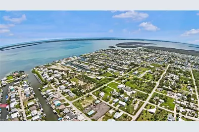 2372 Baybreeze St, Saint James City, FL 33956 - Photo 43