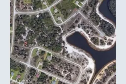 738 Harcourt Ave, Lehigh Acres, FL 33974 - Photo 5