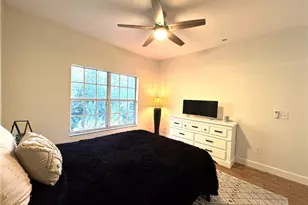 8423 Bernwood Cove Loop, Fort Myers, FL 33966 - Photo 15