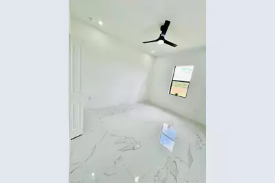 515 Croydon Ave S, Lehigh Acres, FL 33974 - Photo 21