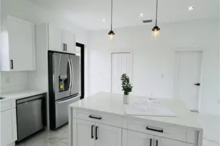 515 Croydon Ave S, Lehigh Acres, FL 33974 - Photo 15