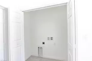 485 Tweed Ct, Lehigh Acres, FL 33972 - Photo 5