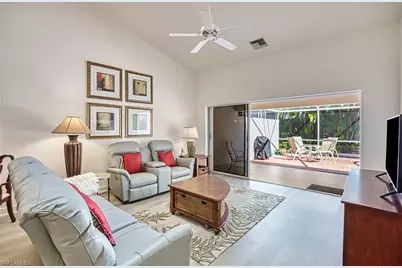 15193 Harbour Isle Dr, Fort Myers, FL 33908 - Photo 5