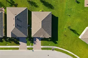 10501 Crossback Ln, Lehigh Acres, FL 33936 - Photo 23