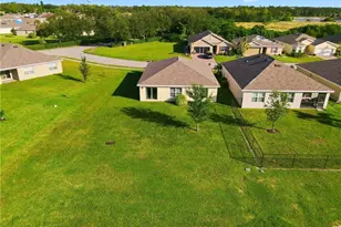 10501 Crossback Ln, Lehigh Acres, FL 33936 - Photo 11