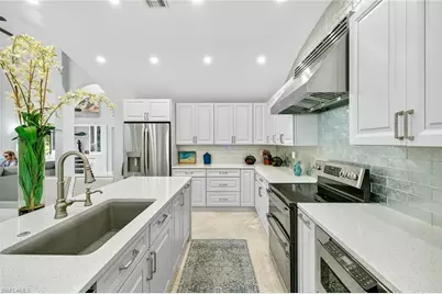 732 Windlass Way, Sanibel, FL 33957 - Photo 15