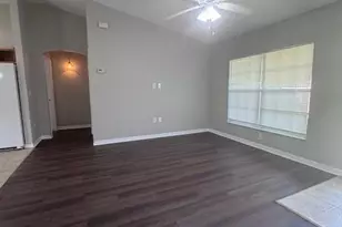 2805 15th St SW, Lehigh Acres, FL 33976 - Photo 3