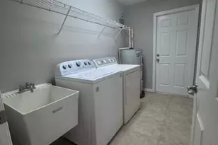 2805 15th St SW, Lehigh Acres, FL 33976 - Photo 17