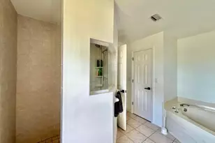 426 NW 37th Pl, Cape Coral, FL 33993 - Photo 13