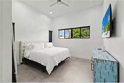 1332 Longwood Dr, Fort Myers, FL 33919 - Photo 19