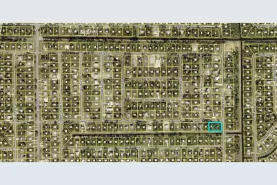 872 Calumet St E, Lehigh Acres, FL 33974 - Photo 3