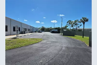 18070 S Tamiami Trl #106, Fort Myers, FL 33908 - Photo 5