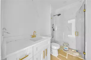 318 Urbana St, Lehigh Acres, FL 33972 - Photo 9