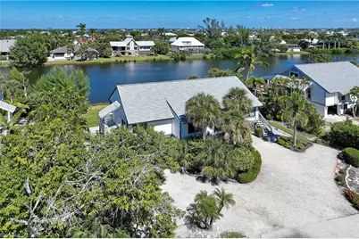 1444 Sandpiper Cir, Sanibel, FL 33957 - Photo 17