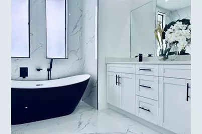 863 Haskell St E, Lehigh Acres, FL 33974 - Photo 25