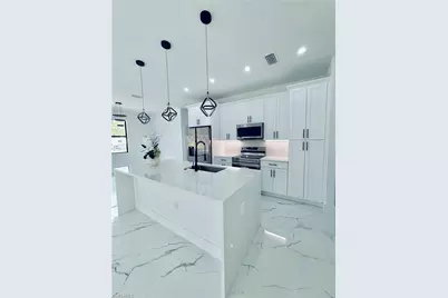 863 Haskell St E, Lehigh Acres, FL 33974 - Photo 11