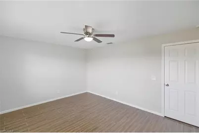 1505 NE 6th Pl, Cape Coral, FL 33909 - Photo 17