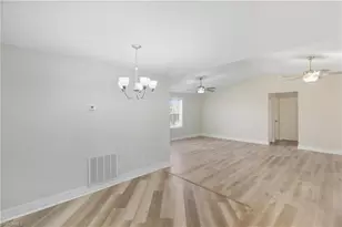 1505 NE 6th Pl, Cape Coral, FL 33909 - Photo 15