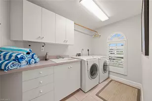 1300 Par View Dr, Sanibel, FL 33957 - Photo 35