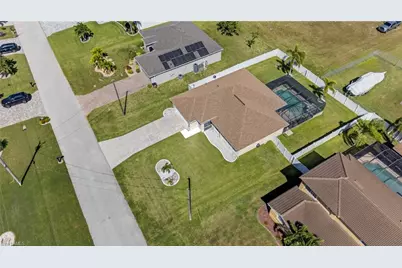 1633 NW 37th Pl, Cape Coral, FL 33993 - Photo 35