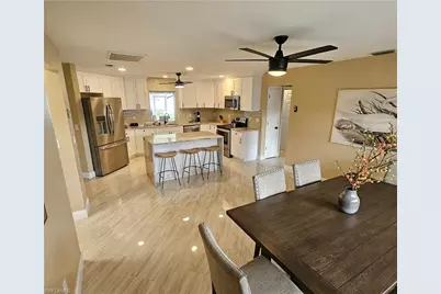 136 SE 5th St, Cape Coral, FL 33990 - Photo 7