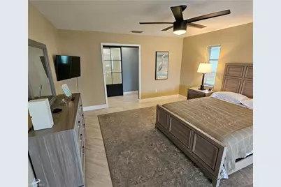 136 SE 5th St, Cape Coral, FL 33990 - Photo 13