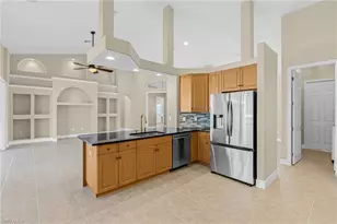 2202 SE 19th Pl, Cape Coral, FL 33990 - Photo 17