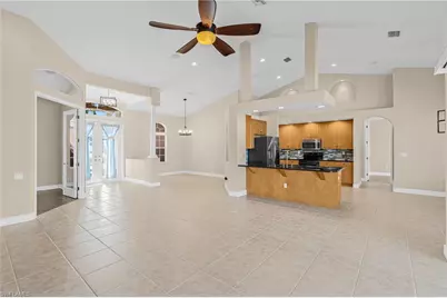 2202 SE 19th Pl, Cape Coral, FL 33990 - Photo 11