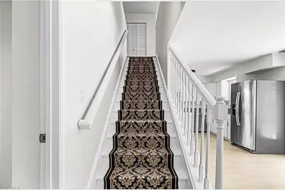 1060 Cooper Dr, Naples, FL 34103 - Photo 15