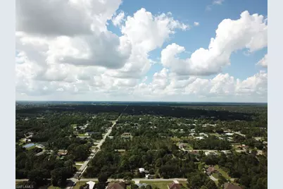 605 Broadway Ave, Lehigh Acres, FL 33972 - Photo 11