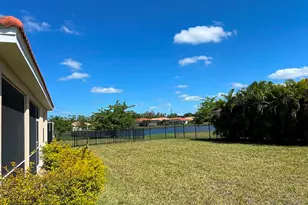 3193 Birchin Ln, Fort Myers, FL 33916 - Photo 9