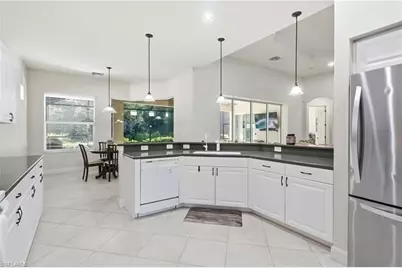 11225 Lithgow Ln, Fort Myers, FL 33913 - Photo 9