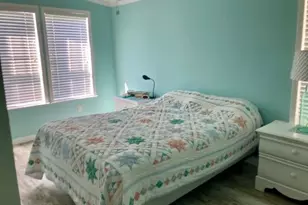 325 Shoreland Dr E, Fort Myers, FL 33905 - Photo 13