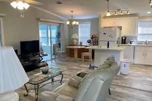 325 Shoreland Dr E, Fort Myers, FL 33905 - Photo 5