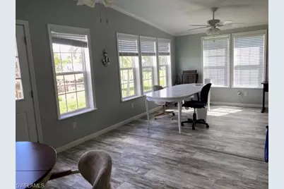 325 Shoreland Dr E, Fort Myers, FL 33905 - Photo 7