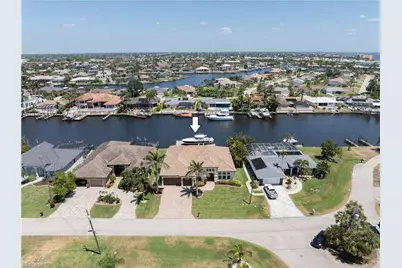 1751 SE 46th St, Cape Coral, FL 33904 - Photo 45