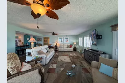 345 Mango St #301, Fort Myers Beach, FL 33931 - Photo 7