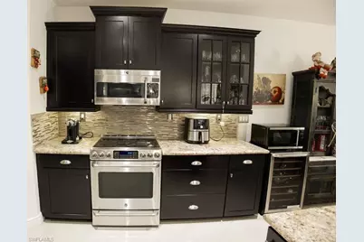 2133 NW 14th Pl, Homestead, FL 33030 - Photo 7