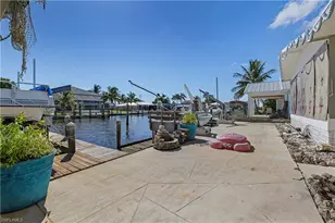 2592 York Rd, Saint James City, FL 33956 - Photo 7