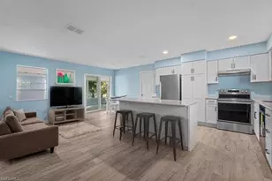 2504 Bayshore Dr, Matlacha, FL 33993 - Photo 5