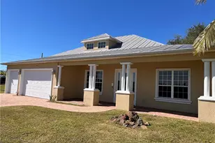 1521 SW 22nd Pl, Cape Coral, FL 33991 - Photo 3