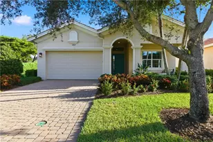 12825 Fairway Cove Ct, Fort Myers, FL 33905 - Photo 3
