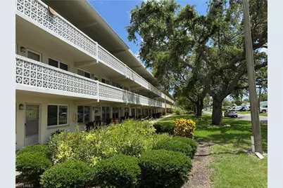 8101 11th N St N #320, Saint Petersburg, FL 33702 - Photo 31